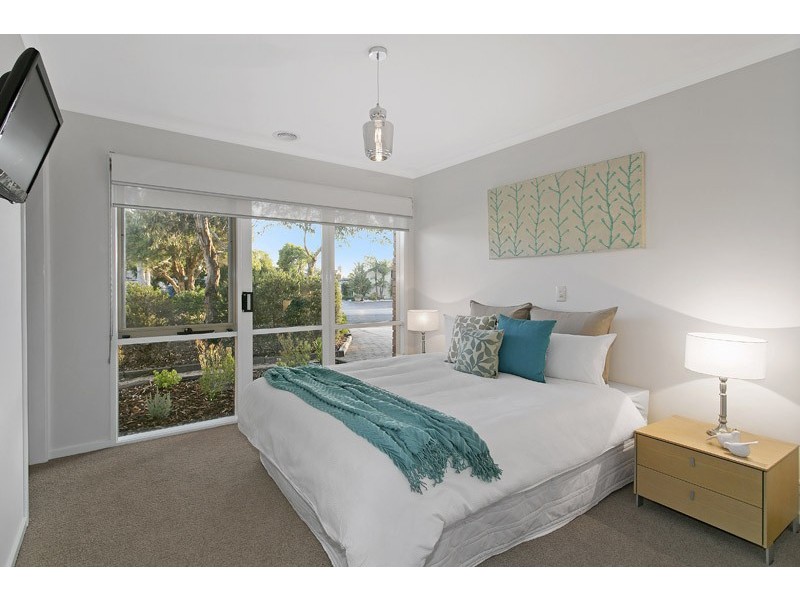 1 Clematis Court, Patterson Lakes VIC 3197