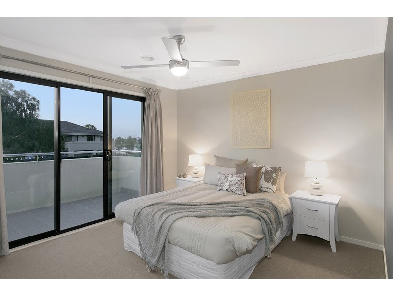 5 Fountain Court, Waterways VIC 3195