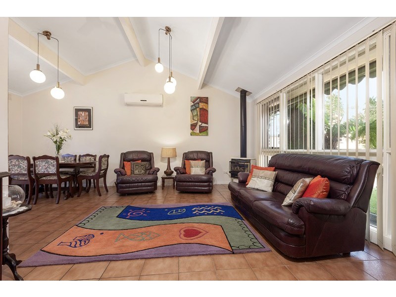 6 Kiah Crt, Patterson Lakes VIC 3197