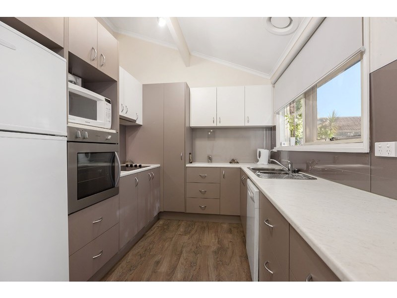 6 Kiah Crt, Patterson Lakes VIC 3197