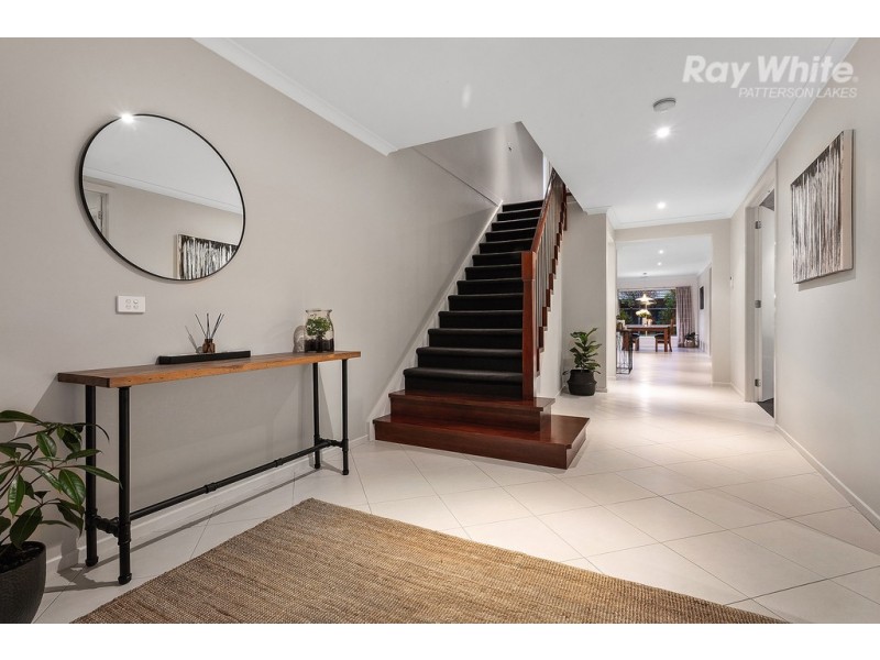 1 Lorikeet Lane, Waterways VIC 3195