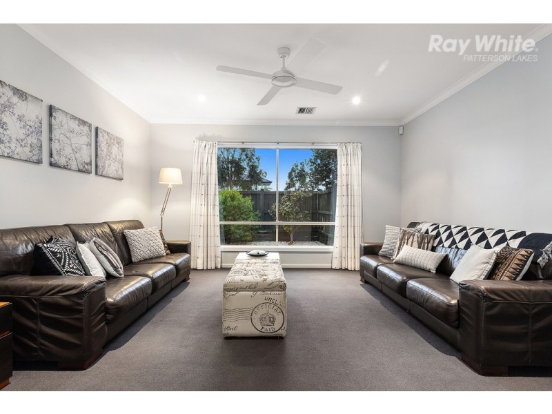 1 Lorikeet Lane, Waterways VIC 3195