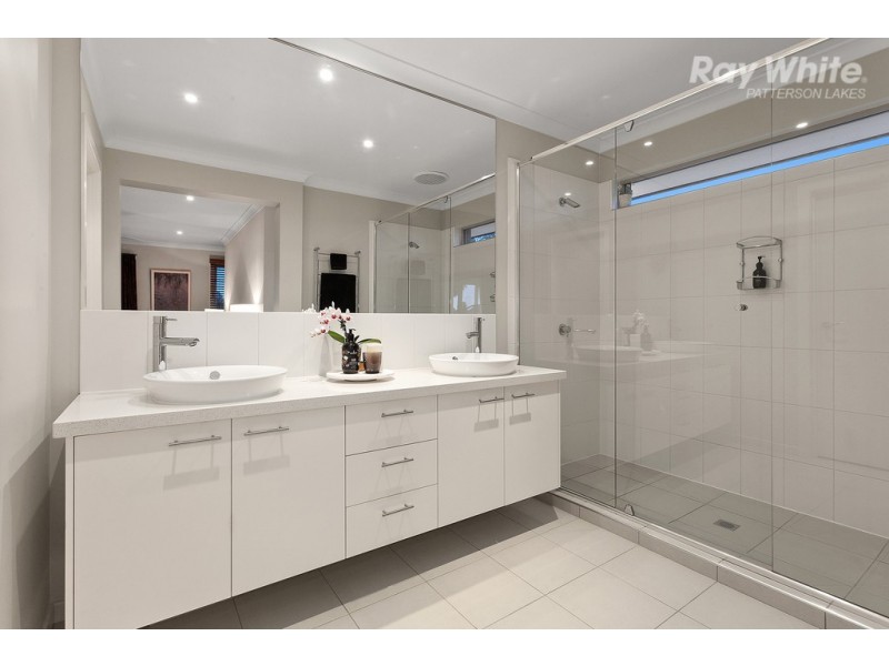 1 Lorikeet Lane, Waterways VIC 3195