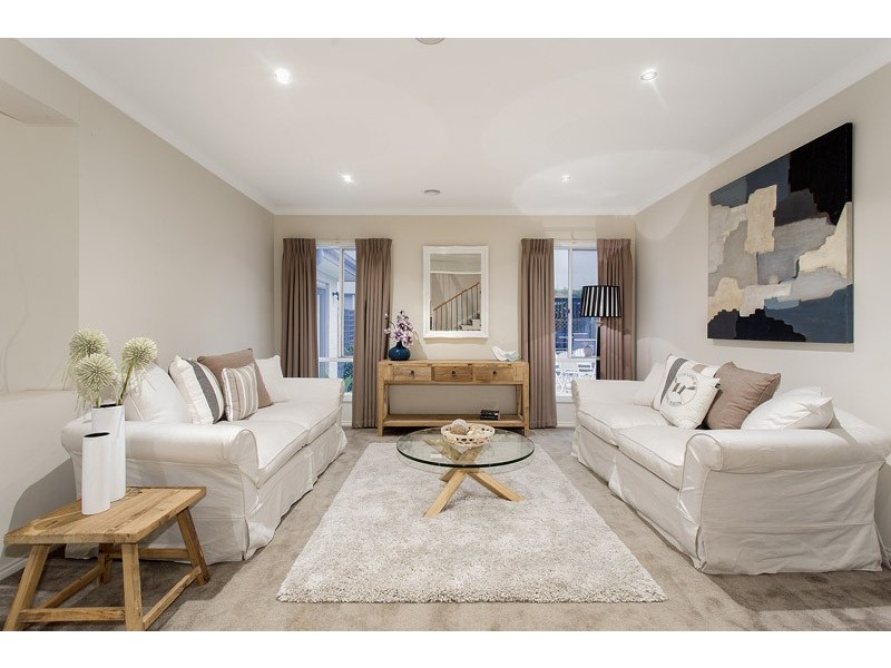 5 Observation Court, Waterways VIC 3195