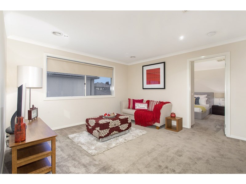 5 Observation Court, Waterways VIC 3195