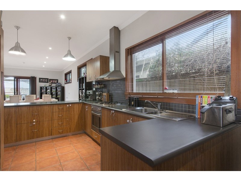 27 Whatley St, Carrum VIC 3197