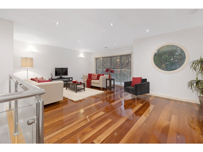 8 The Waterways Blvd, Waterways VIC 3195