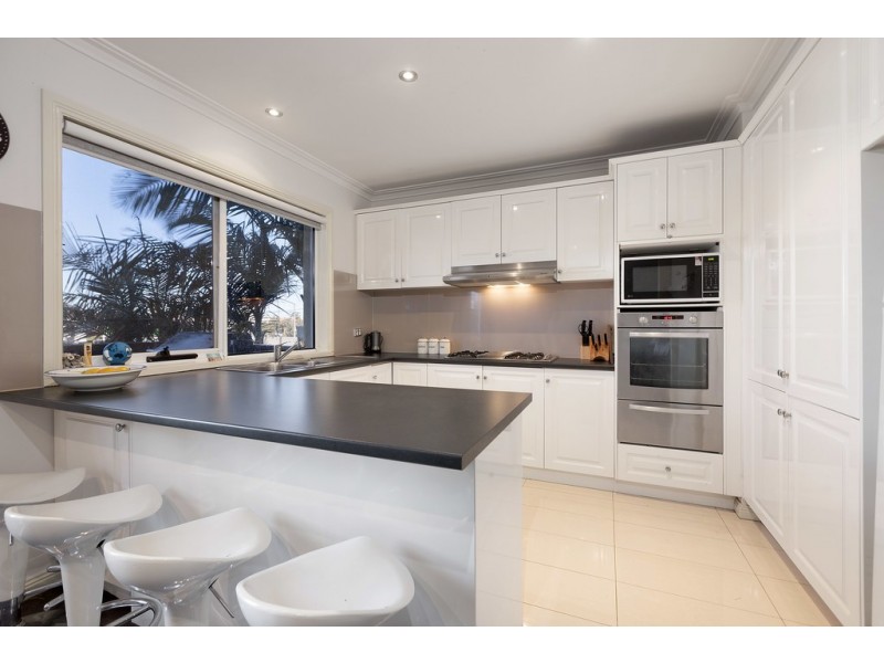 30 Scarborough Drive, Patterson Lakes VIC 3197