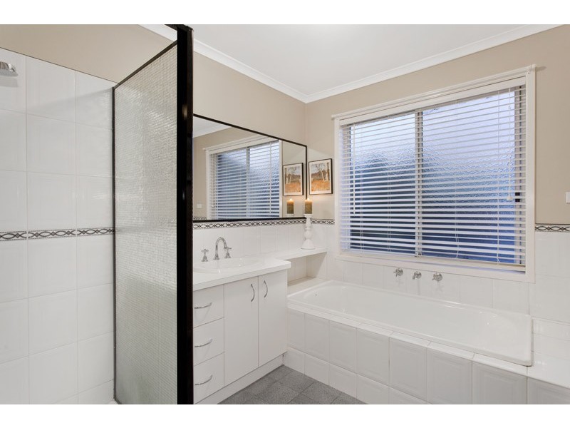 3 Neptune Court, Patterson Lakes VIC 3197