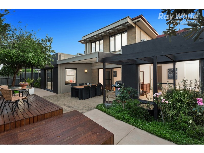 3 Burdekin Boulevard, Waterways VIC 3195