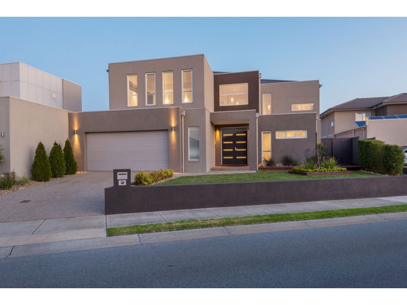 28 Riverside West, Patterson Lakes VIC 3197