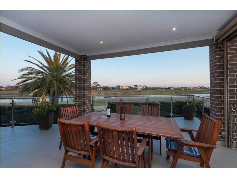 28 Riverside West, Patterson Lakes VIC 3197