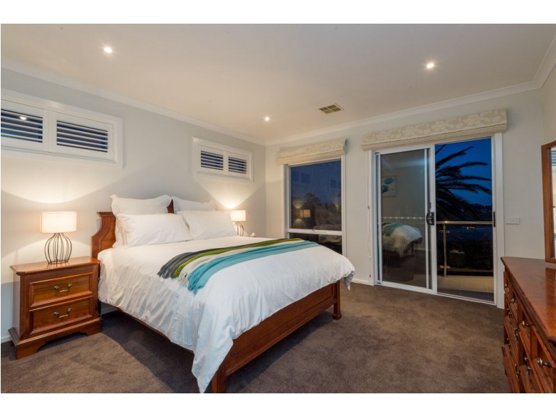 28 Riverside West, Patterson Lakes VIC 3197