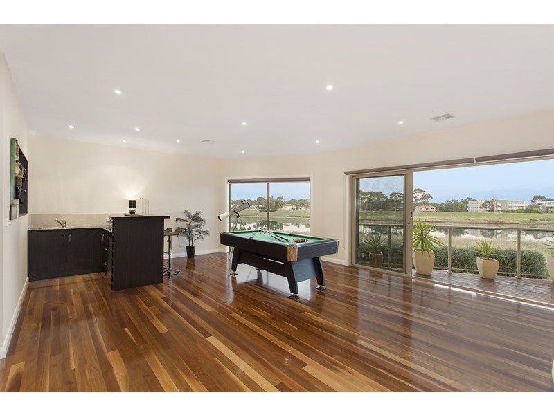 24 Riverside West, Patterson Lakes VIC 3197