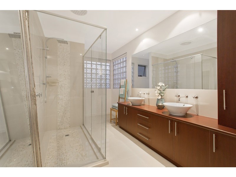 1 Burdekin Boulevard, Waterways VIC 3195