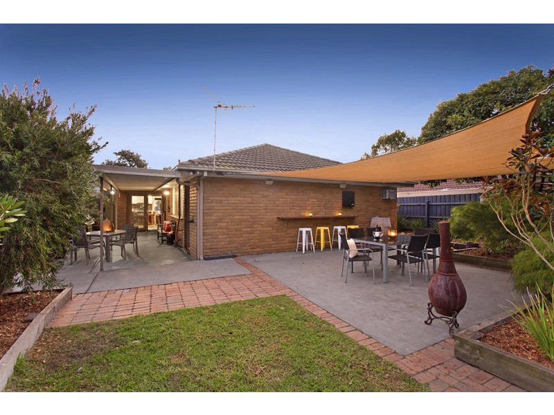 2 Illawong Court, Patterson Lakes VIC 3197