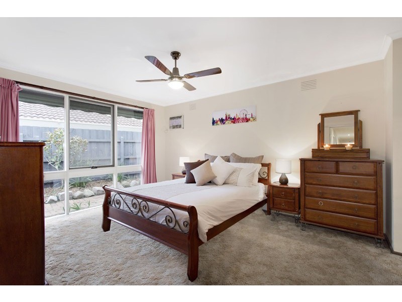 2 Illawong Court, Patterson Lakes VIC 3197