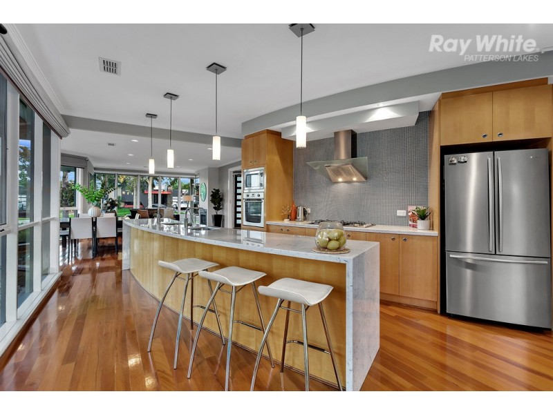 23 Burdekin Boulevard, Waterways VIC 3195