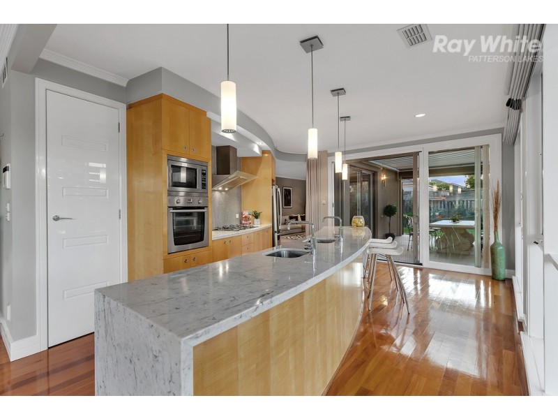 23 Burdekin Boulevard, Waterways VIC 3195