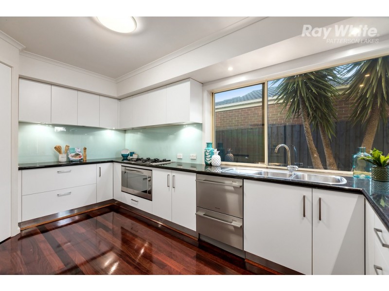 17 Trinity Court, Patterson Lakes VIC 3197