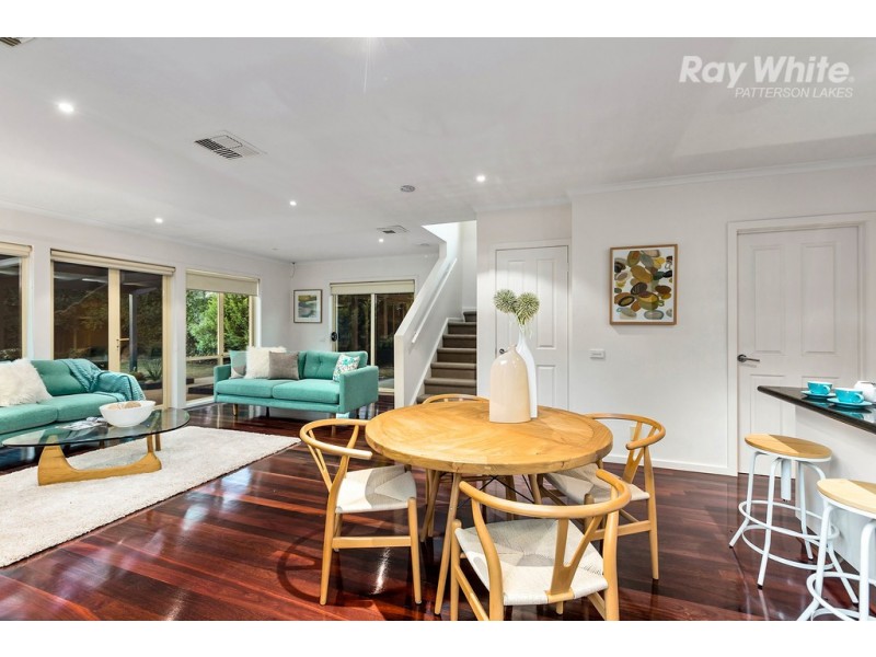 17 Trinity Court, Patterson Lakes VIC 3197