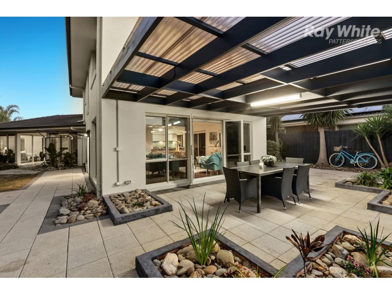 17 Trinity Court, Patterson Lakes VIC 3197