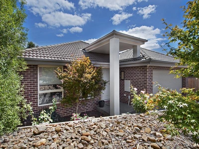 53 Clifton Park Drive, Carrum Downs VIC 3201