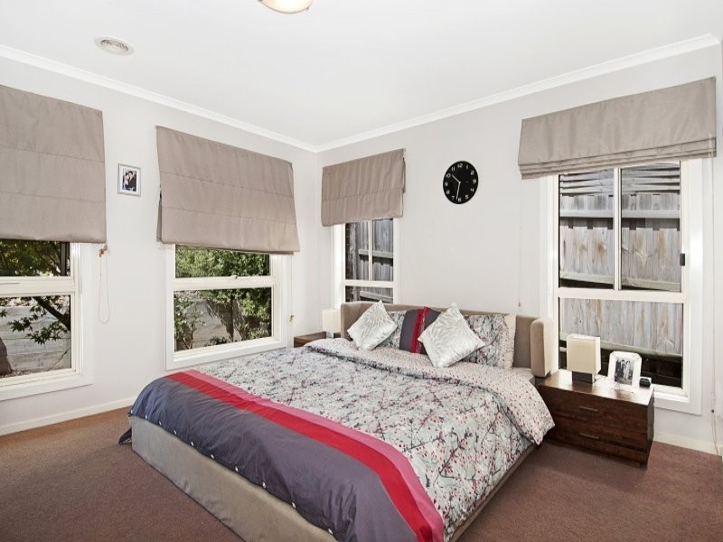 53 Clifton Park Drive, Carrum Downs VIC 3201