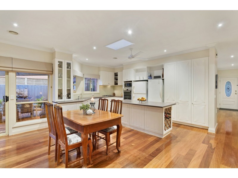 8 Oceanic Drive, Patterson Lakes VIC 3197