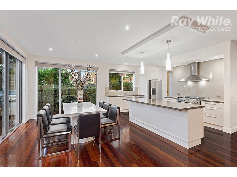 3 Alexander Circle, Patterson Lakes VIC 3197