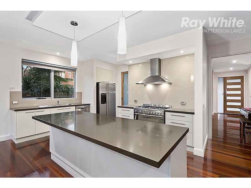 3 Alexander Circle, Patterson Lakes VIC 3197