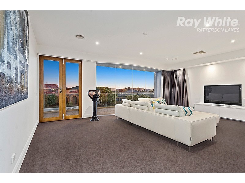 3 Alexander Circle, Patterson Lakes VIC 3197