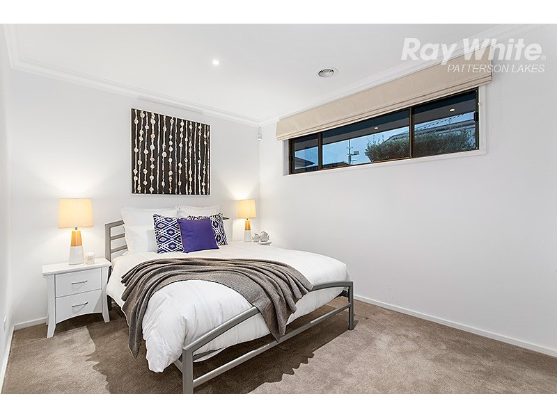 51 Waterside Drive, Waterways VIC 3195