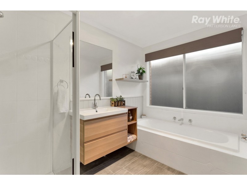 6 Portal Place, Patterson Lakes VIC 3197