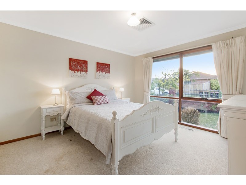 15 Mussert Avenue, Dingley Village VIC 3172