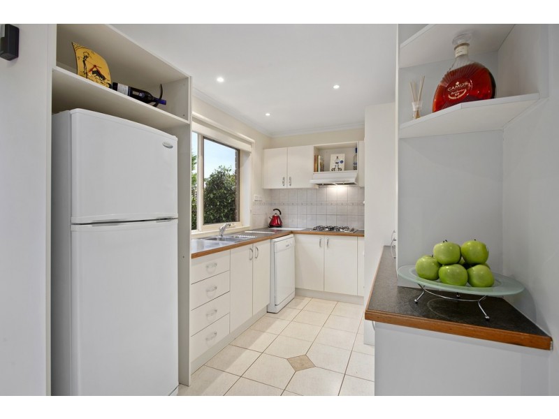 8/7 Parkview Drive, Aspendale VIC 3195