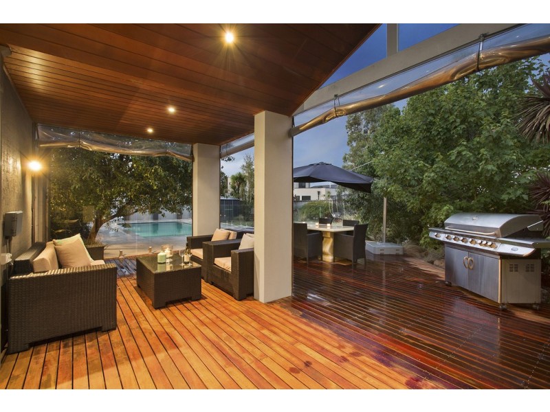 4 The Mews, Waterways VIC 3195