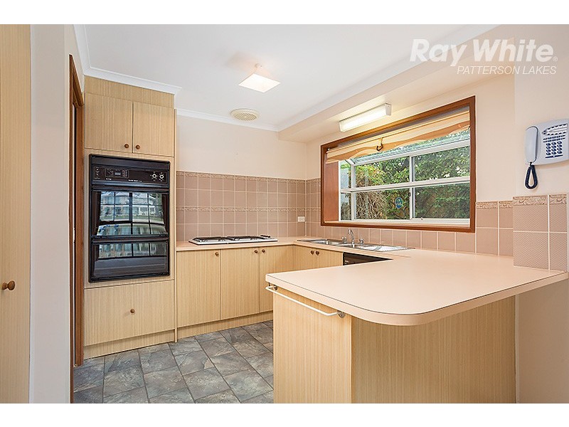 2/17 Palm Beach Drive, Patterson Lakes VIC 3197