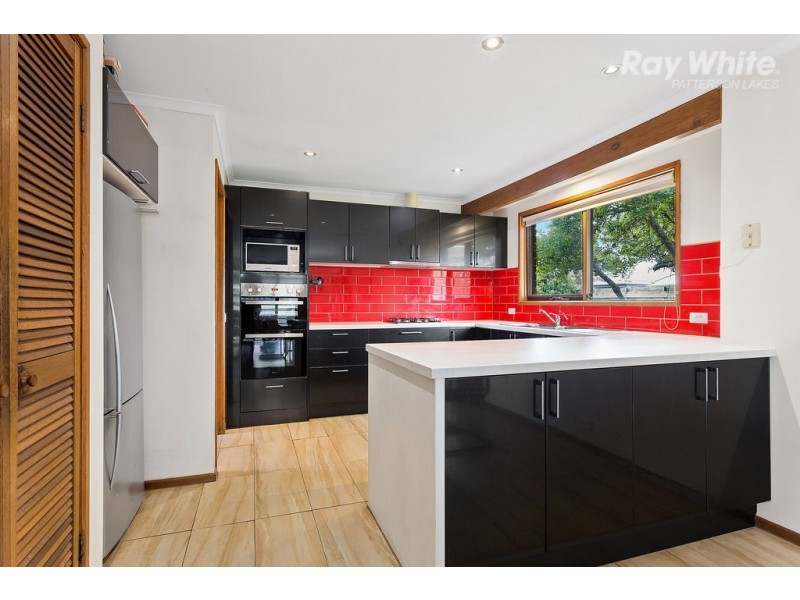 1 Marlin Bay, Patterson Lakes VIC 3197