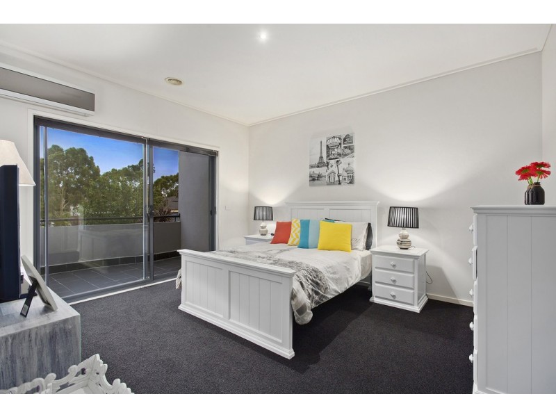 5 Fisher Mews, Waterways VIC 3195