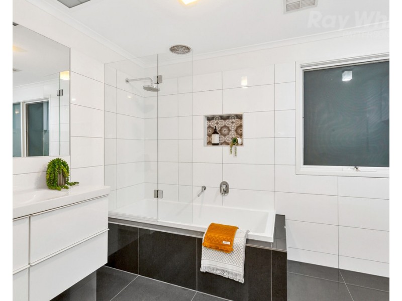 7 Clematis Court, Patterson Lakes VIC 3197