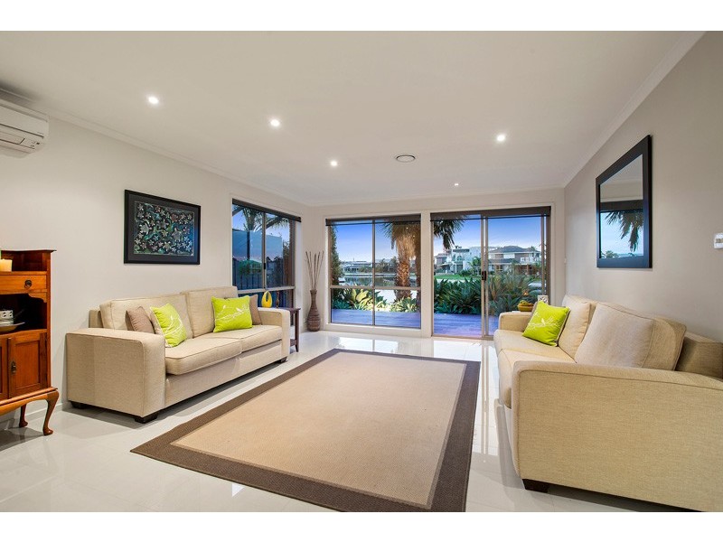 34 Acacia Cres, Patterson Lakes VIC 3197