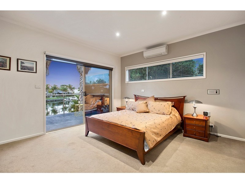 34 Acacia Cres, Patterson Lakes VIC 3197