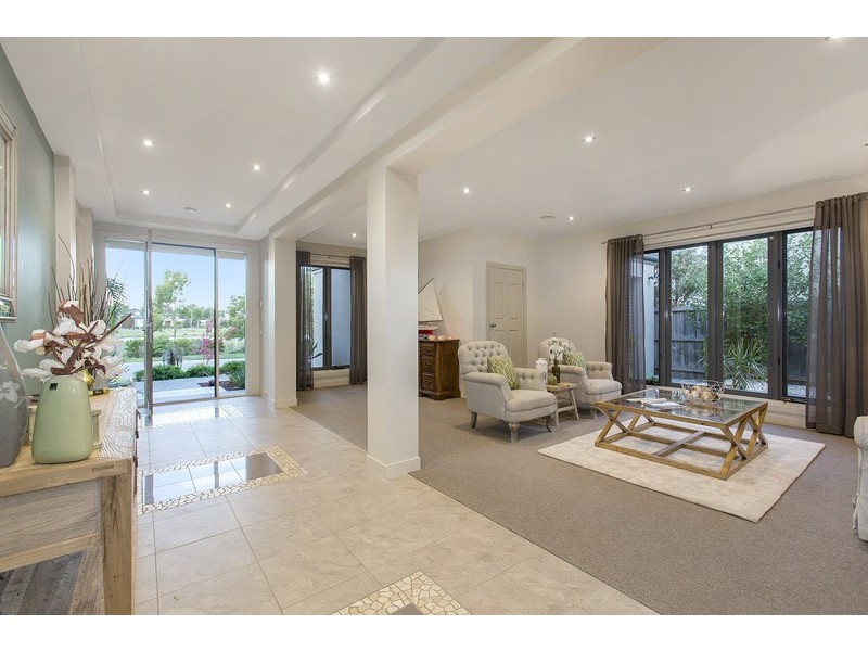 12 King Sound Close, Waterways VIC 3195