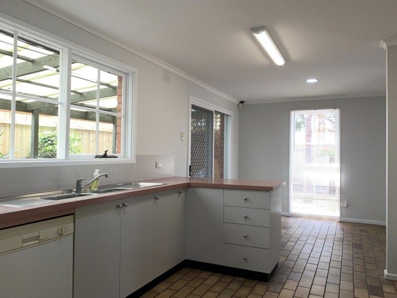 8 Arrunga Court, Patterson Lakes VIC 3197