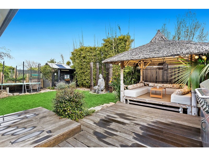 58 Island Point Avenue, Waterways VIC 3195