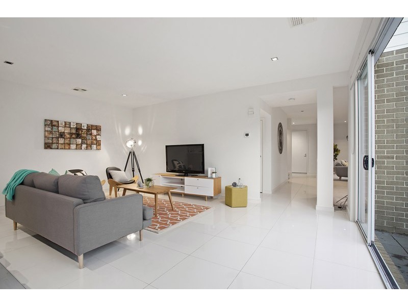 1 Paragon Way, Waterways VIC 3195