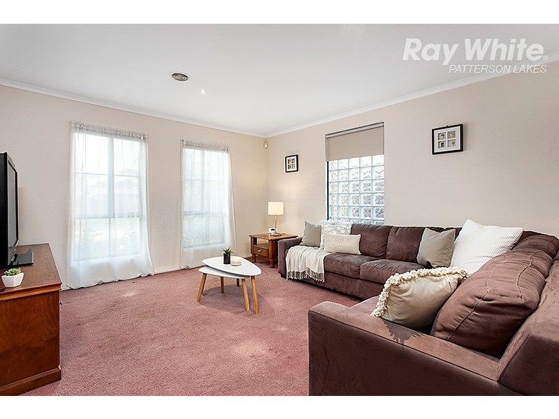 12 Tasman Court, Patterson Lakes VIC 3197