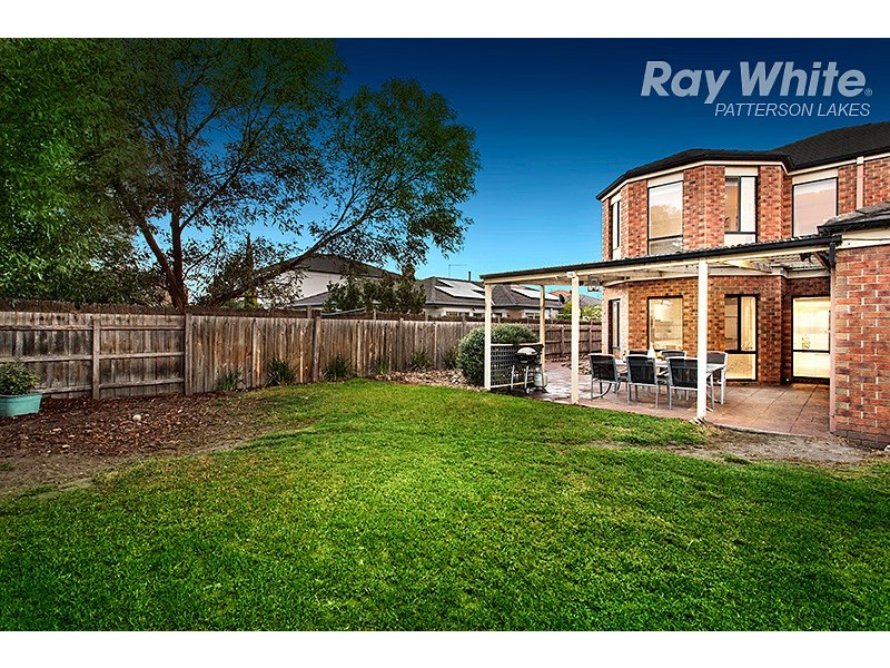 12 Tasman Court, Patterson Lakes VIC 3197