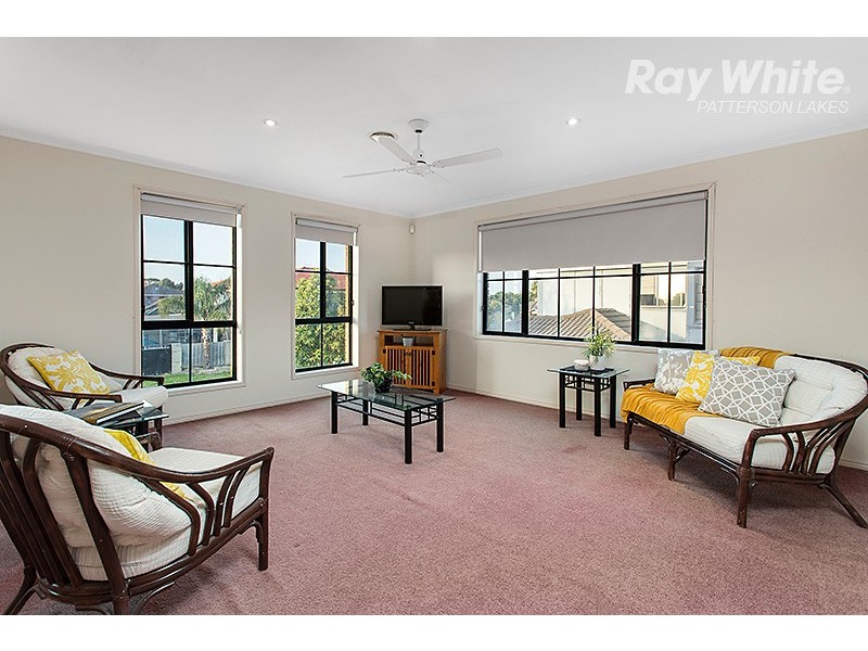 12 Tasman Court, Patterson Lakes VIC 3197